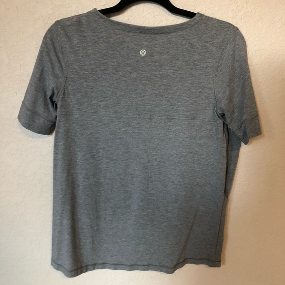 Lululemon Side Split Tee - Picture 4 of 6